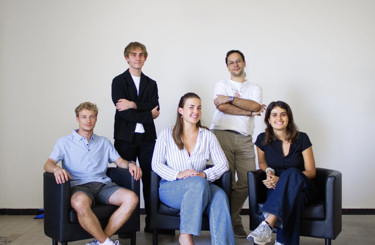 Le conseiller communal Vevey Libre Sacha Christen fait partie des cinq jeunes sélectionnés pour la première édition de l’Eiger Academic Fellowship. Durant trois mois, il développera un projet consacré à la jeunesse, au sport et à la santé mentale, avec l’ambition de formuler des recommandations concrètes pour l’action publique.